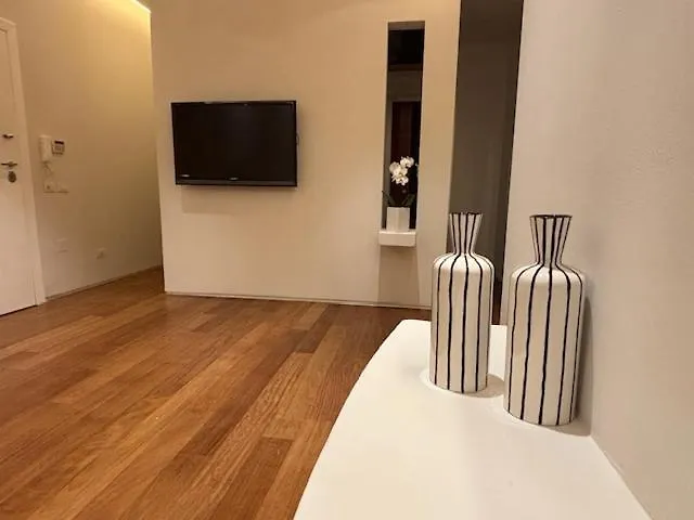 Ferienwohnung Apple House Bari Italien