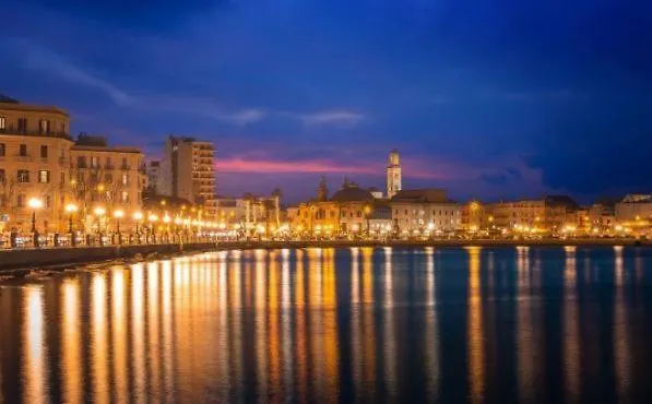 Apartment Ferienwohnung Apple House Bari Italien